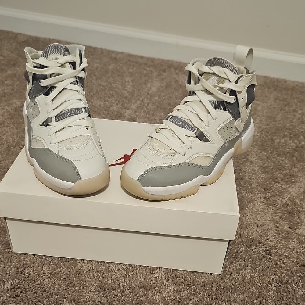 Jordan Cream and Gray Sneakers Classic Leather Suede